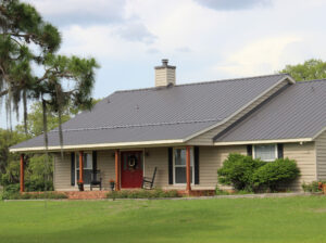 Read more about the article How to know when it’s time to replace your roof